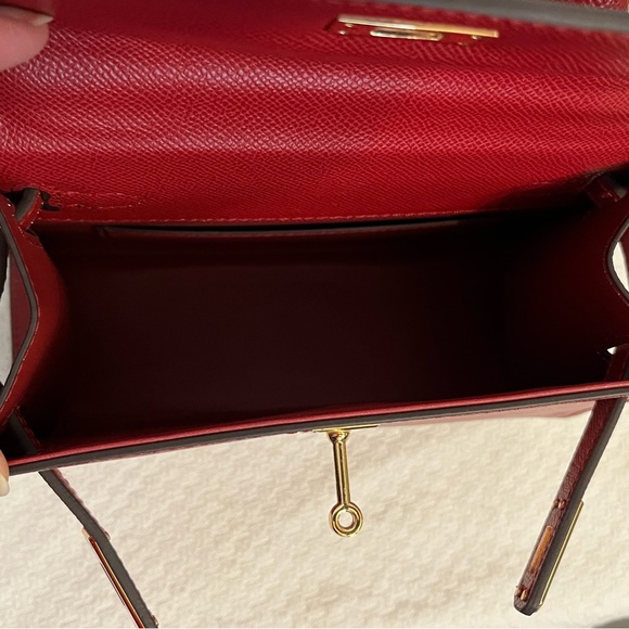 Red Kelly Style Top Handle Structured Satchel with Turn Lock and Key #valentines - Picture 7 of 12